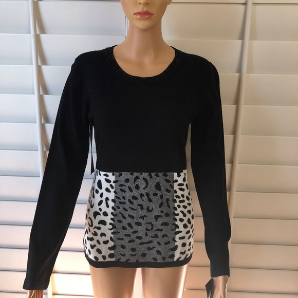 NWT VEX & CO WOMEN BLACK  & ANIMAL PRINT SWEATER - Picture 1 of 7